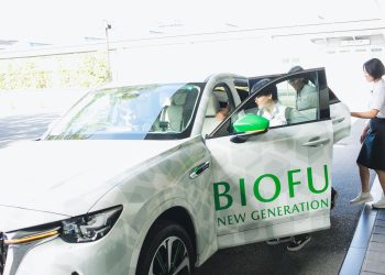 Mazda backs algae-based biofuels as path to carbon-negative motoring