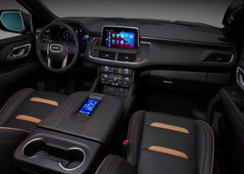 QOTD: Is Ditching Apple CarPlay, Android Auto The Right Move For GM?
