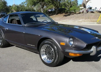 AutoHunter Spotlight: 1973 Datsun 240Z