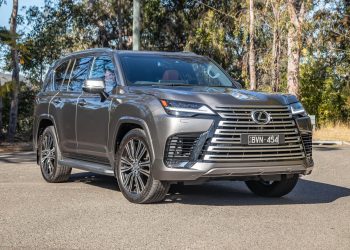 Lexus fixing camera fault in over 27,000 vehicles