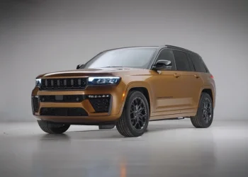 2026 Jeep Grand Cherokee Gets New Hurricane 2.0-liter Turbo I4