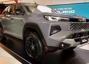 2026 Toyota HiLux leaked, electric ute shown
