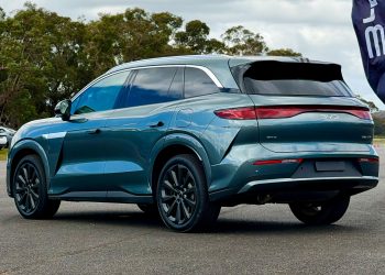 2026 BYD Sealion 8 review: Quick drive