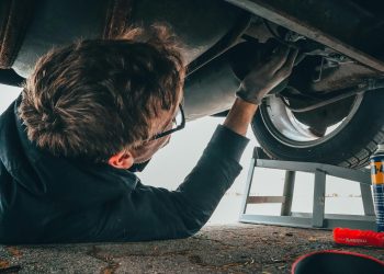Australians neglecting car repairs due to spiralling living costs – study