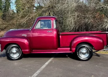 AutoHunter Spotlight: 1954 GMC 100 Five-Window Pickup