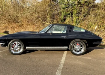 AutoHunter Spotlight: 1964 Chevrolet Corvette Sting Ray Coupe