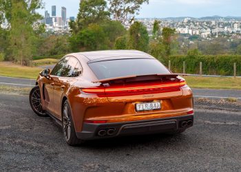 2026 Porsche Panamera Turbo S E-Hybrid review
