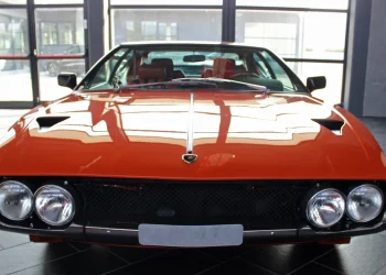 Lamborghini Espada VIP is a Boldly Colored, Boozy Bull