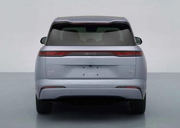 BYD Great Tang: Chinese brand reveals its largest SUV yet